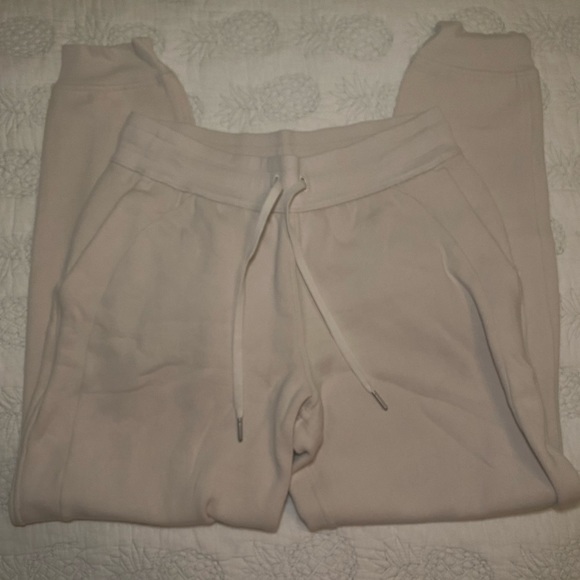 Lululemon Scuba Joggers White Opal - Picture 3 of 8